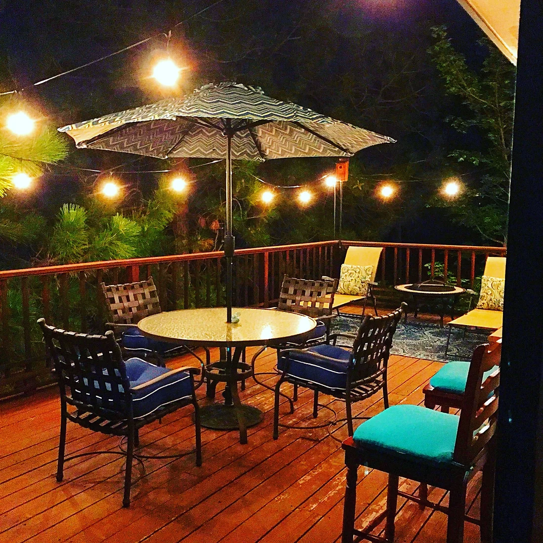patio at night
